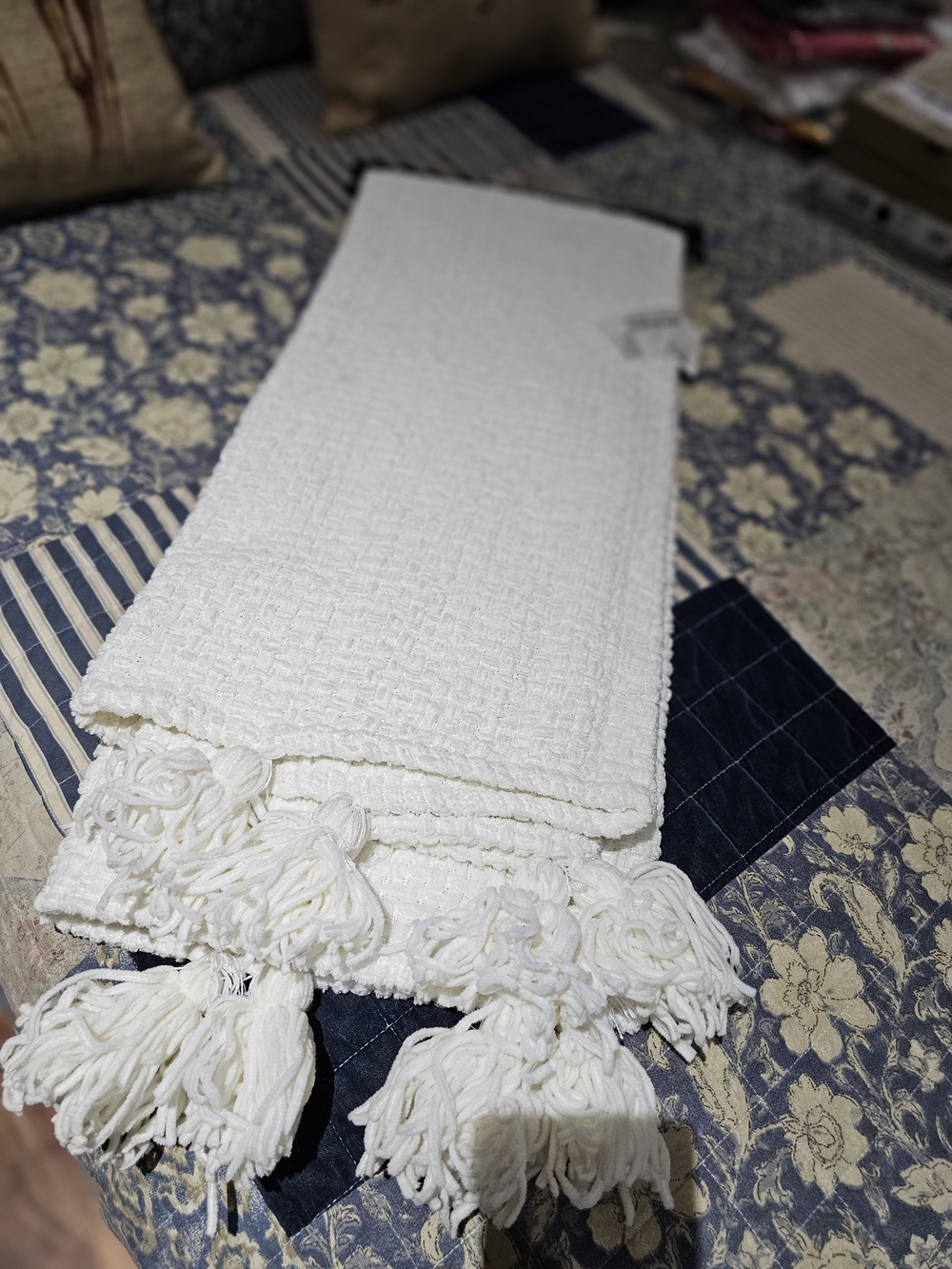 Max Studio Home Textured Decorative Throw with Tassel Edge - NWT